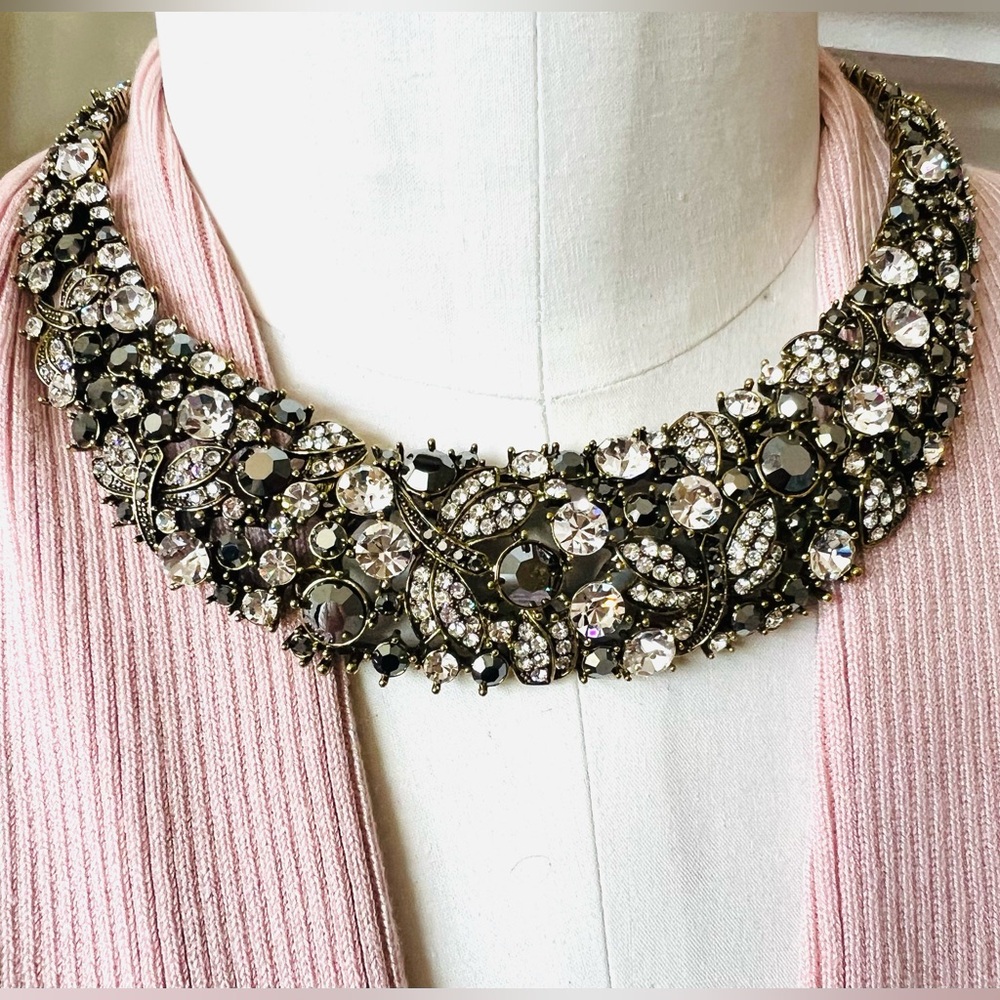 Heidi Daus “Fantasy In Flight” 🆕 Swarovski Crystals Dragonfly collar necklace